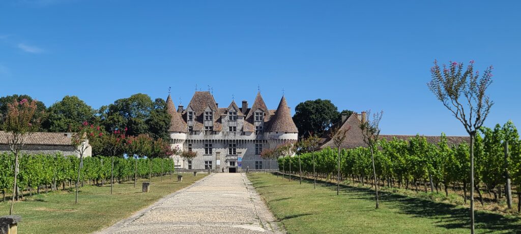 Découverte des Chateaux autour de Villeneuve-sur-Lot Montbazillac